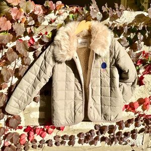 Bobo Choses Faux Fur Coat 4-5 years EUC